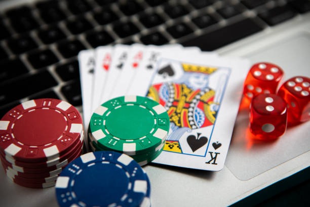 son4d mobile app home screen showing football markets and casino games